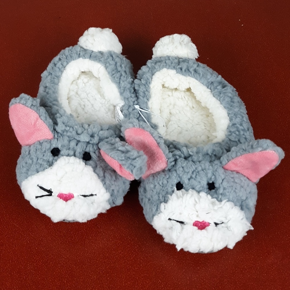 Bunny house shoes/slippers NWOT